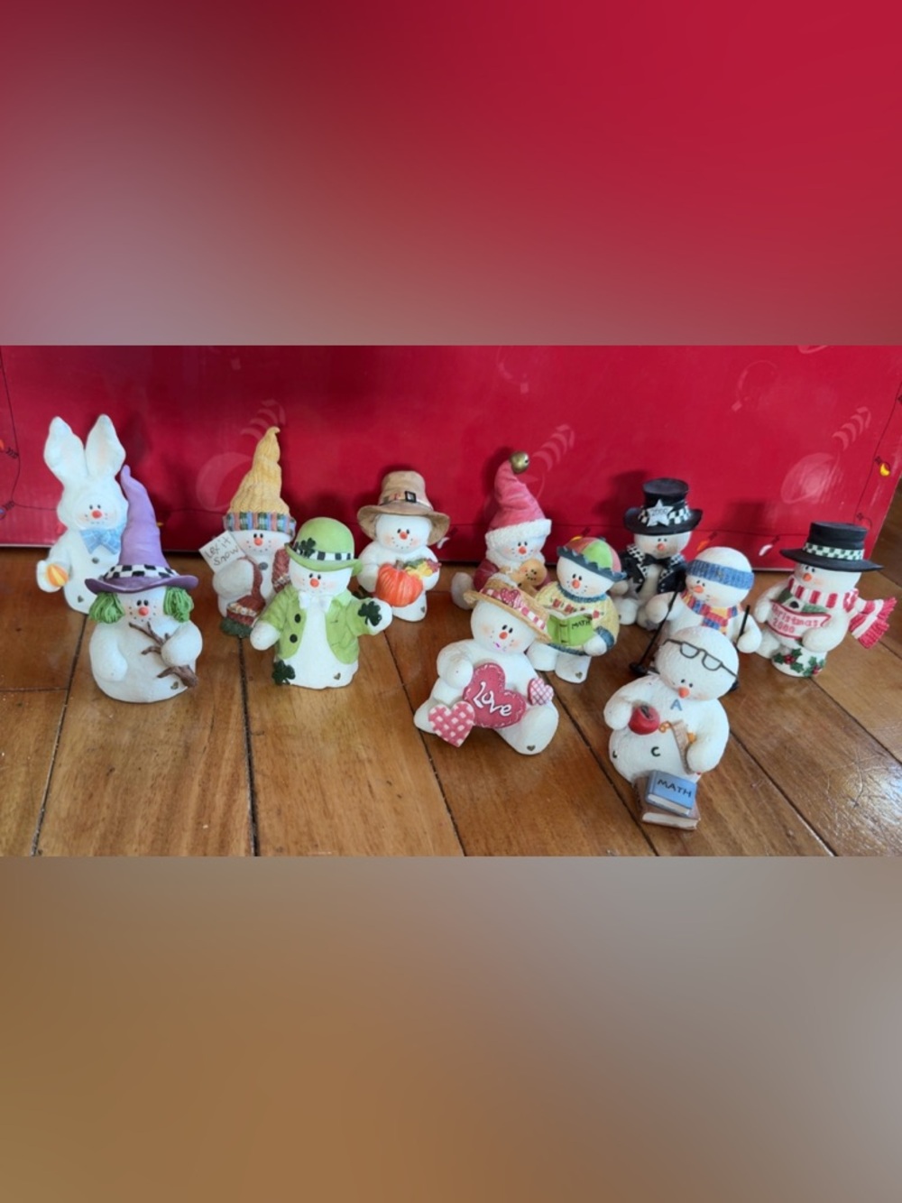 Sarah’s Attic 12 lot holiday snowmen